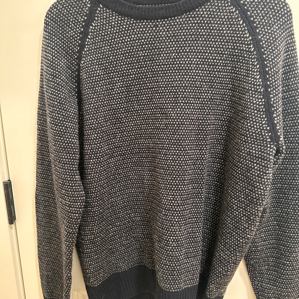 J. Crew Men's Textured Navy and White Crewneck Sweater
